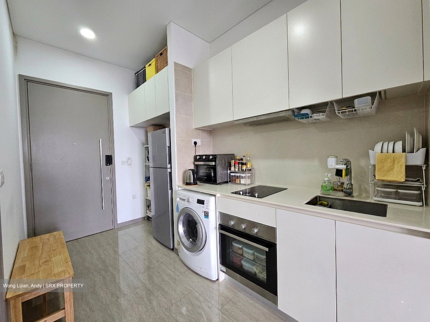 Stratum (D18), Condominium #551254411